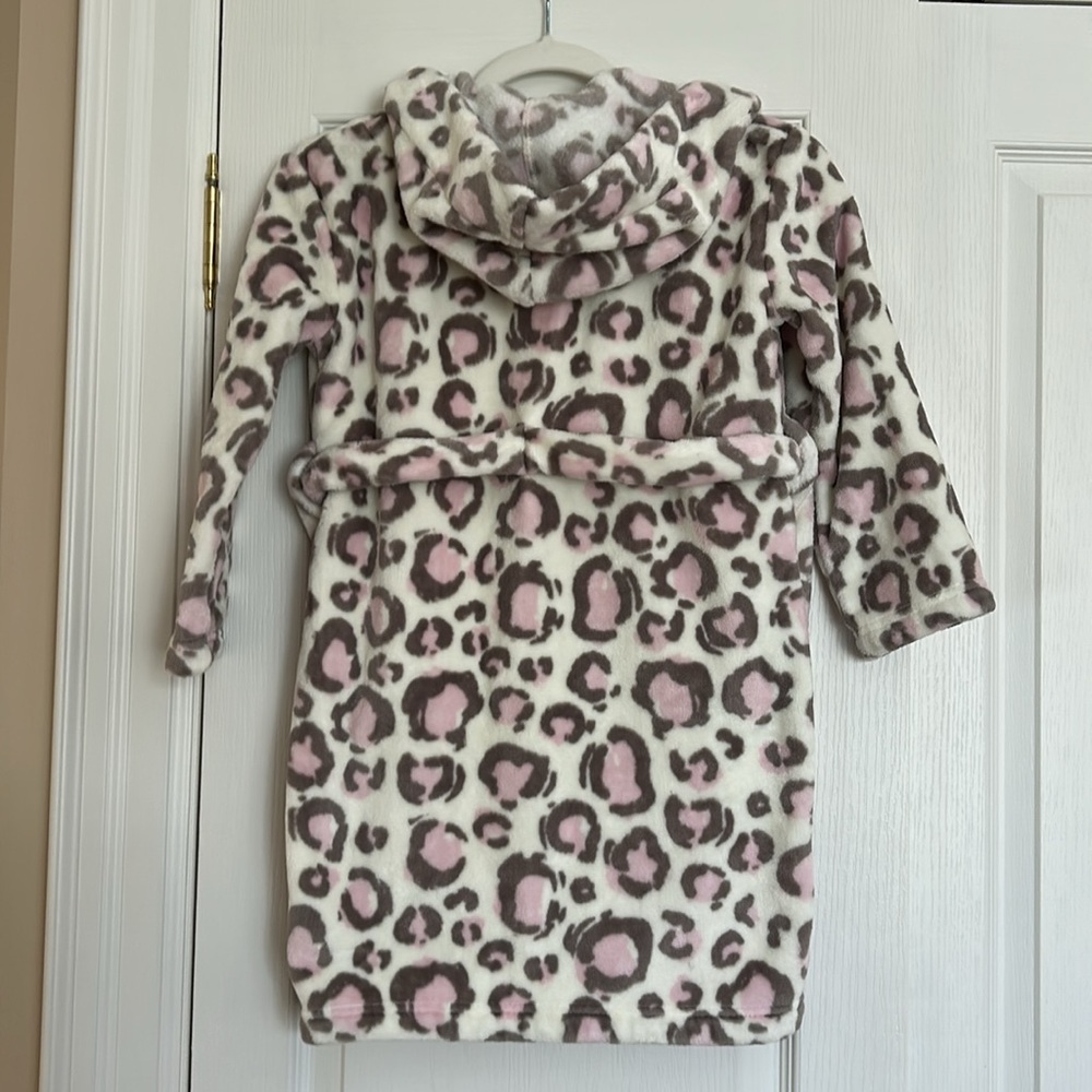 Hatley Girls “Painted Leopard’ Fleece Robe - Picture 3 of 9